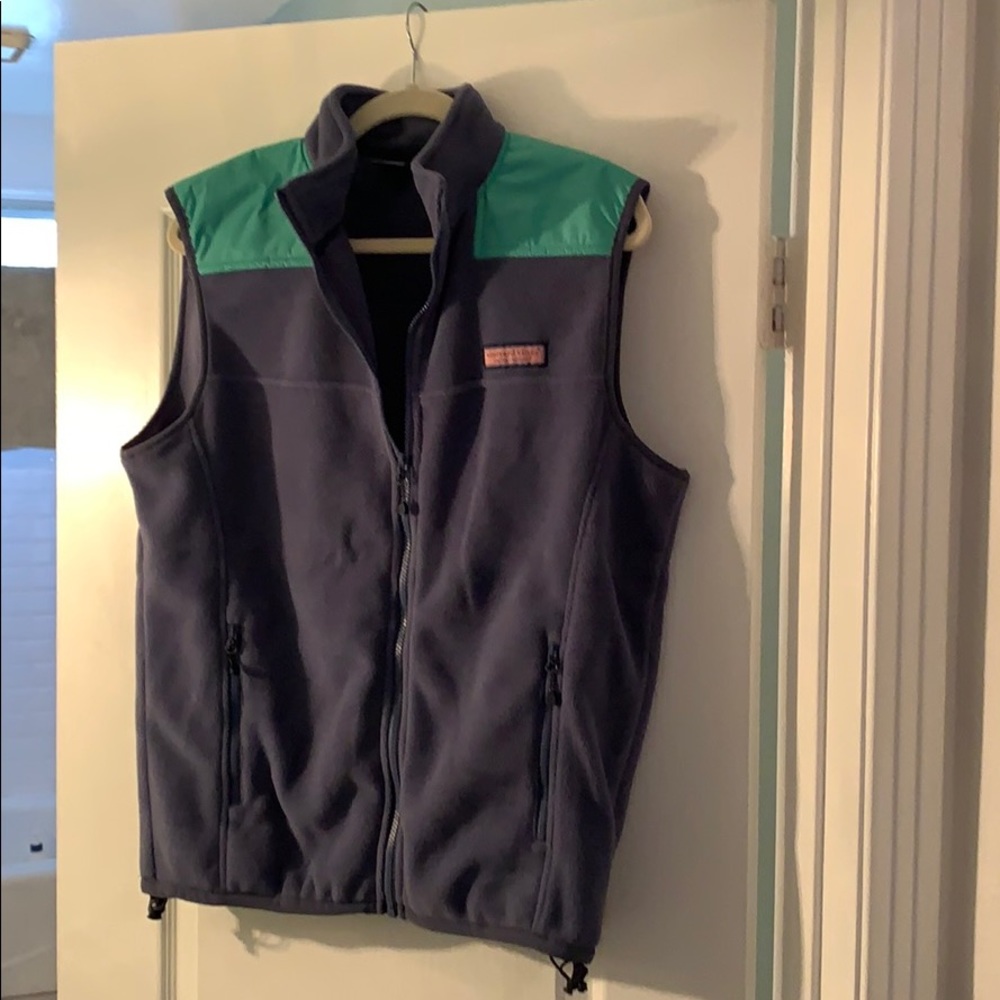 Vineyard vines fleece vest